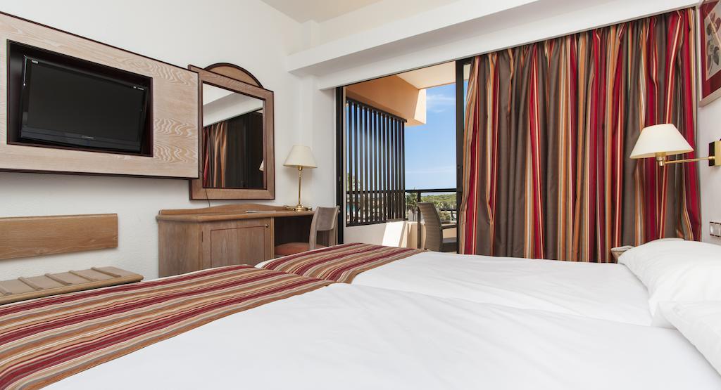 Hotel Sumba กาลามิยอร์ ห้อง รูปภาพ